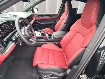 Porsche Cayenne Turbo E-Hybrid Coupé mit GT Paket