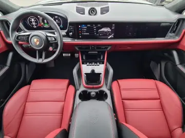 Porsche Cayenne Turbo E-Hybrid Coupé mit GT Paket