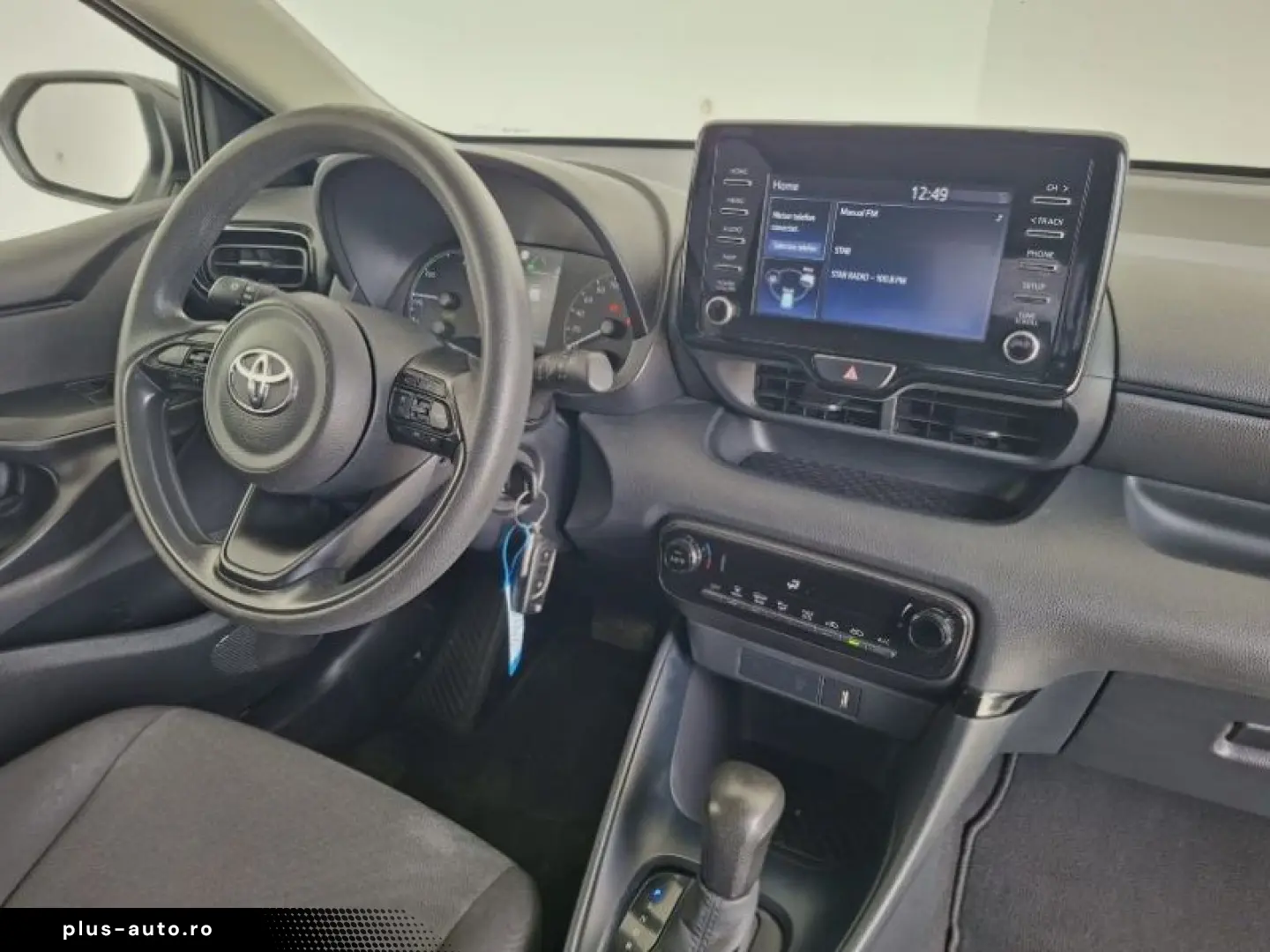 TOYOTA YARIS 1 5-l-VVT-i Hybrid CVT Comfort