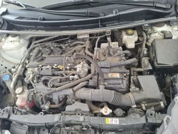 TOYOTA YARIS 1 5-l-VVT-i Hybrid CVT Comfort