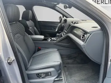 Bentley Bentayga V8 -1.HAND-BLACKLINE -BENTLEY