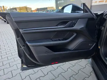 Porsche Taycan 4 S  HuD Matrix Pano Massage 360