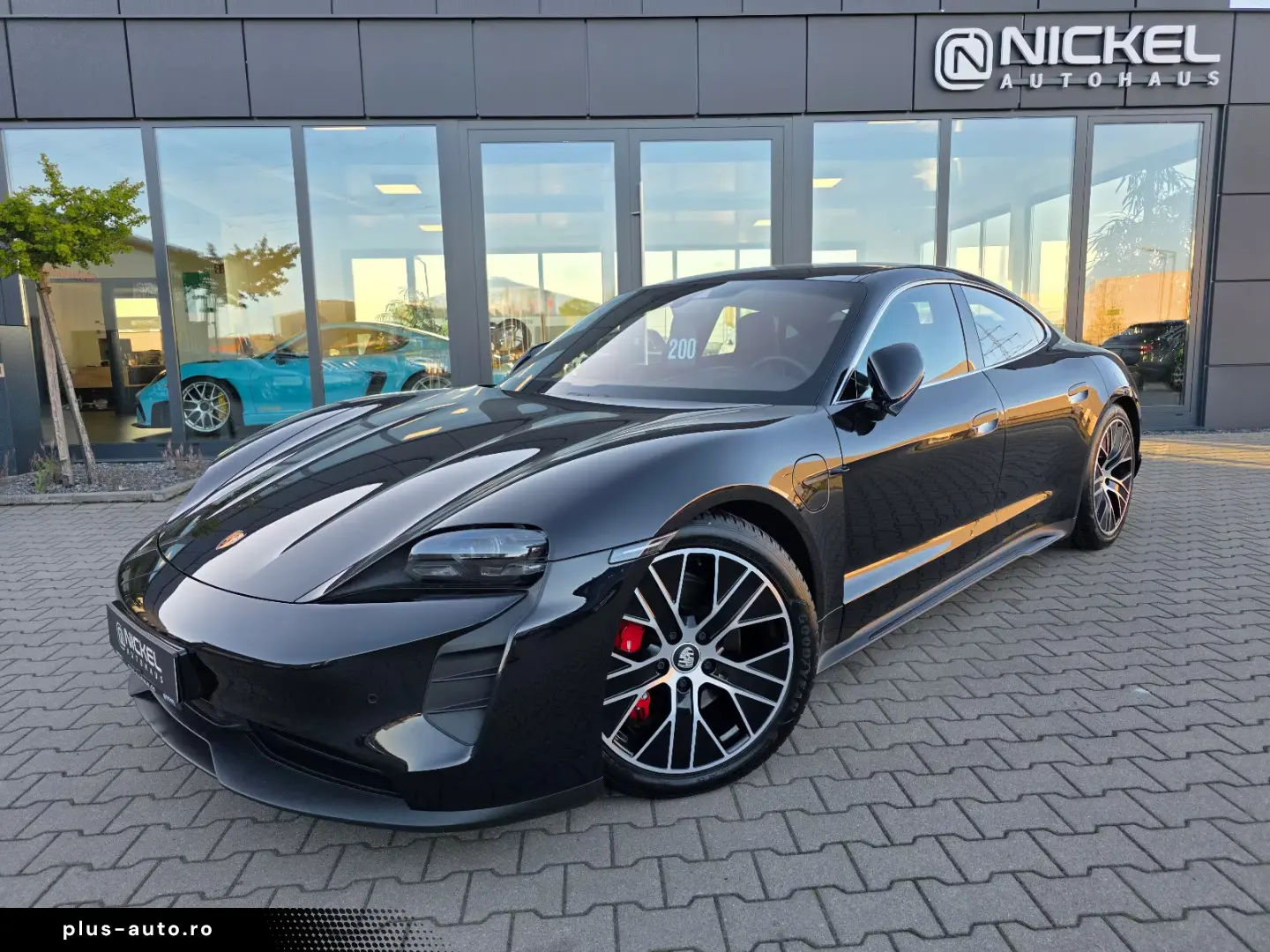 Porsche Taycan 4 S  HuD Matrix Pano Massage 360