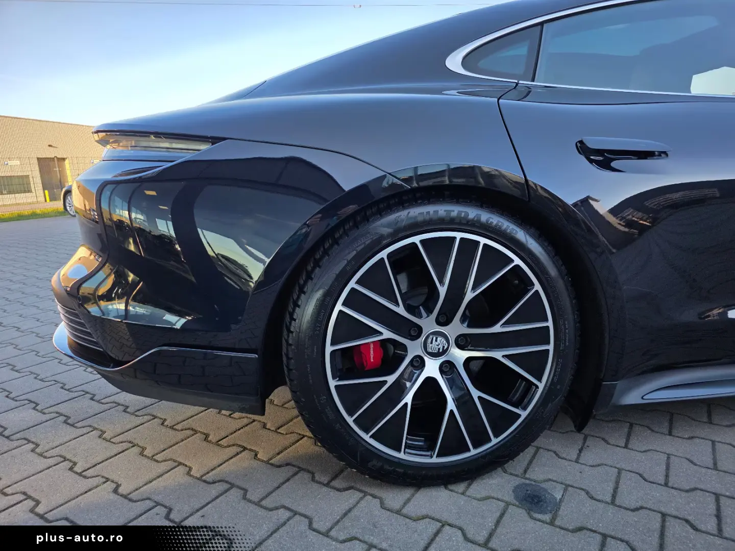 Porsche Taycan 4 S  HuD Matrix Pano Massage 360