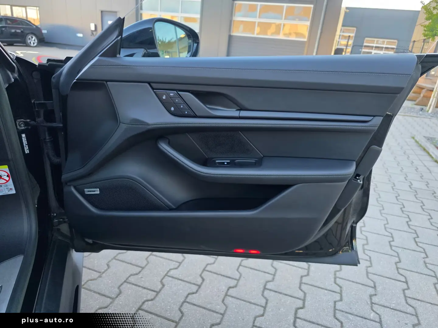Porsche Taycan 4 S  HuD Matrix Pano Massage 360