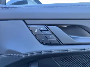 Porsche Taycan 4 S  HuD Matrix Pano Massage 360