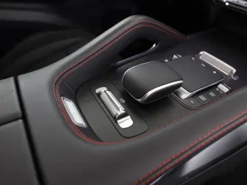 MERCEDES-BENZ GLE 53 AMG 4M  Night Pano AHK Burmester 360