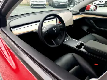 Tesla Model 3 Standard Reichweite Plus Hinterradantrieb