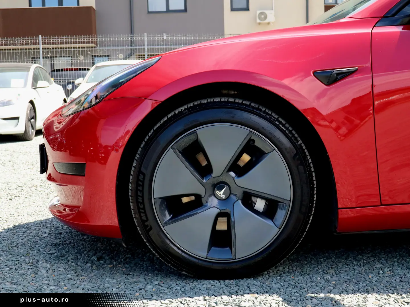 Tesla Model 3 Standard Reichweite Plus Hinterradantrieb