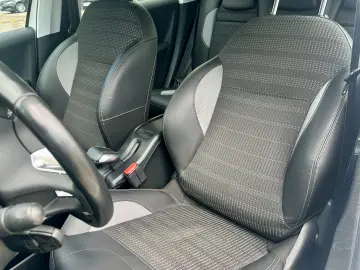 Peugeot 2008 2018 134.000km Carplay  Rate Garantie