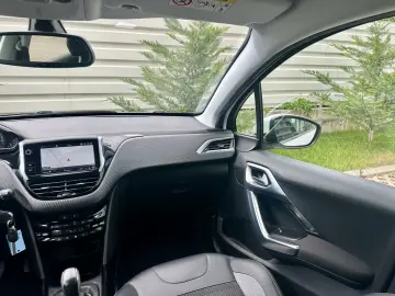 Peugeot 2008 2018 134.000km Carplay  Rate Garantie