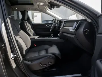 VOLVO XC60 B5 AWD Plus Dark Panrama  Head Up  360 Grad