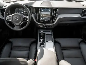 VOLVO XC60 B5 AWD Plus Dark Panrama  Head Up  360 Grad