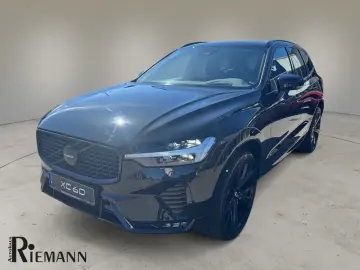 VOLVO XC60 B4 Benzin AWD Ultimate Black Edition   Pano