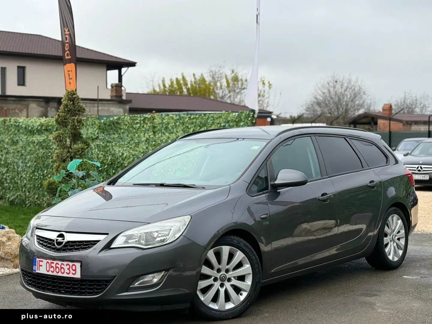 Opel Astra J