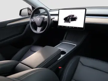 Tesla Model Y Long Range RWD Premium
