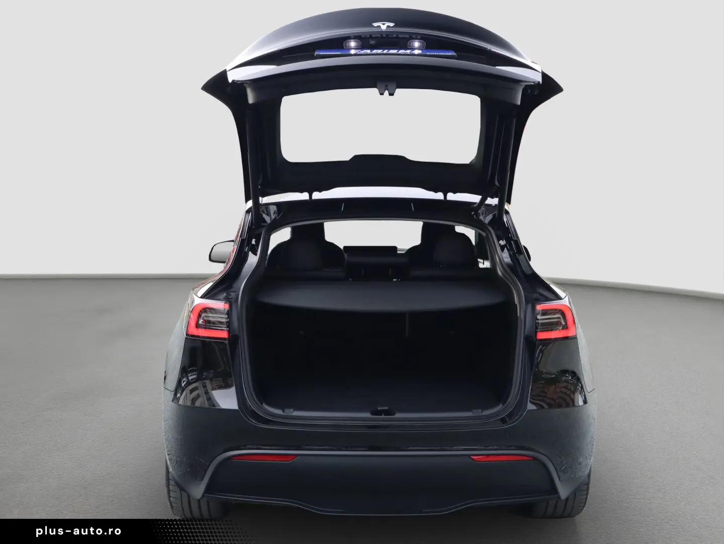 Tesla Model Y Long Range RWD Premium