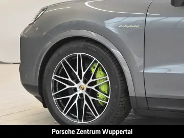 PORSCHE Cayenne E-Hybr Coupe InnoDrive AirSusp SoftClose 360