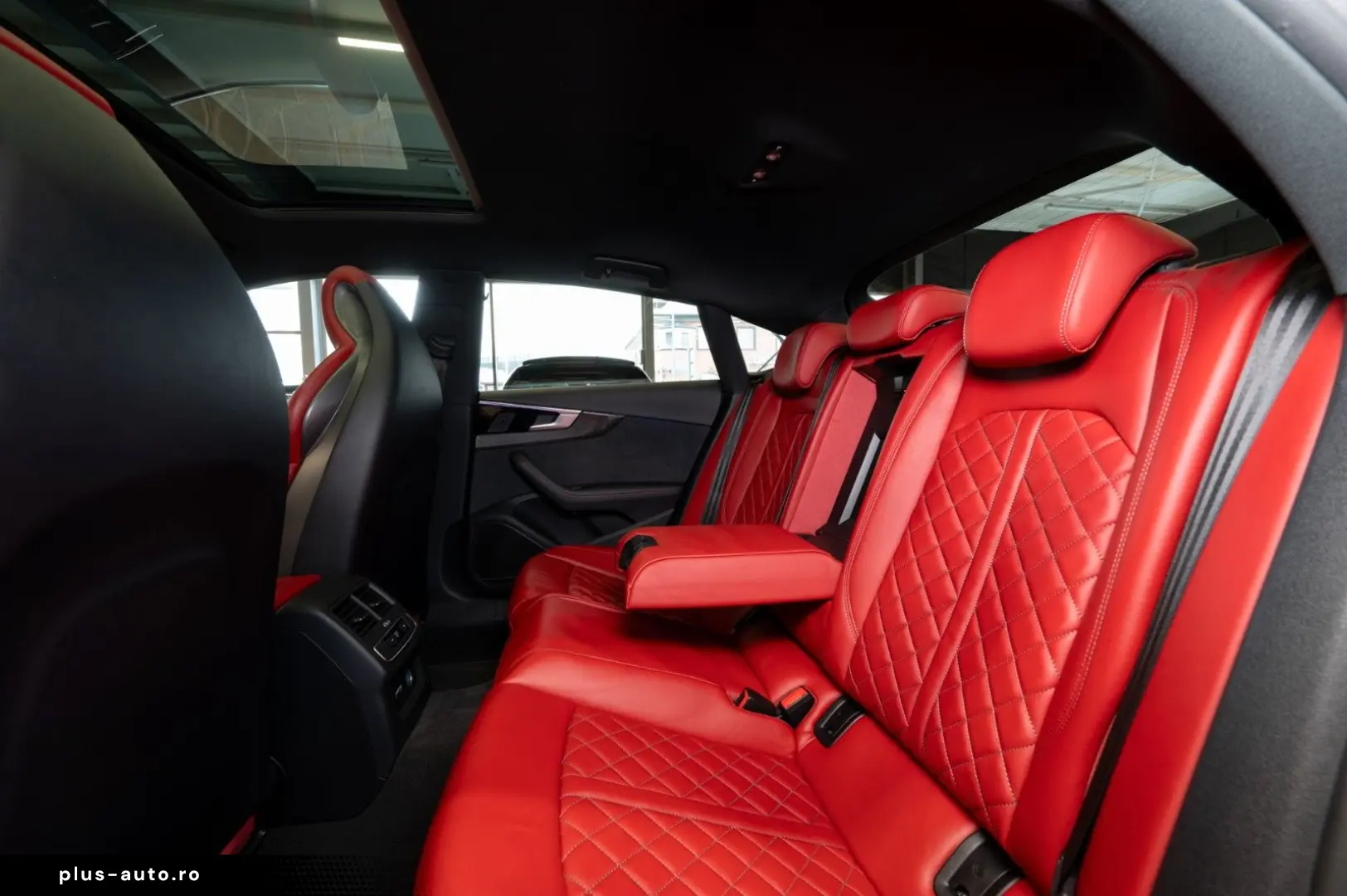 AUDI S5 SPORTBACK 3.0 TDI S-SITZE CARBON B&O NP 93T€