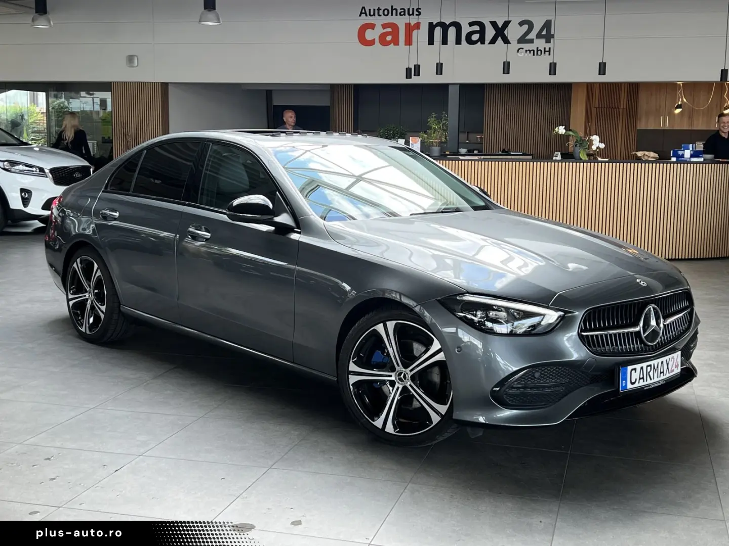 MERCEDES-BENZ C C200 Avantgarde Pano