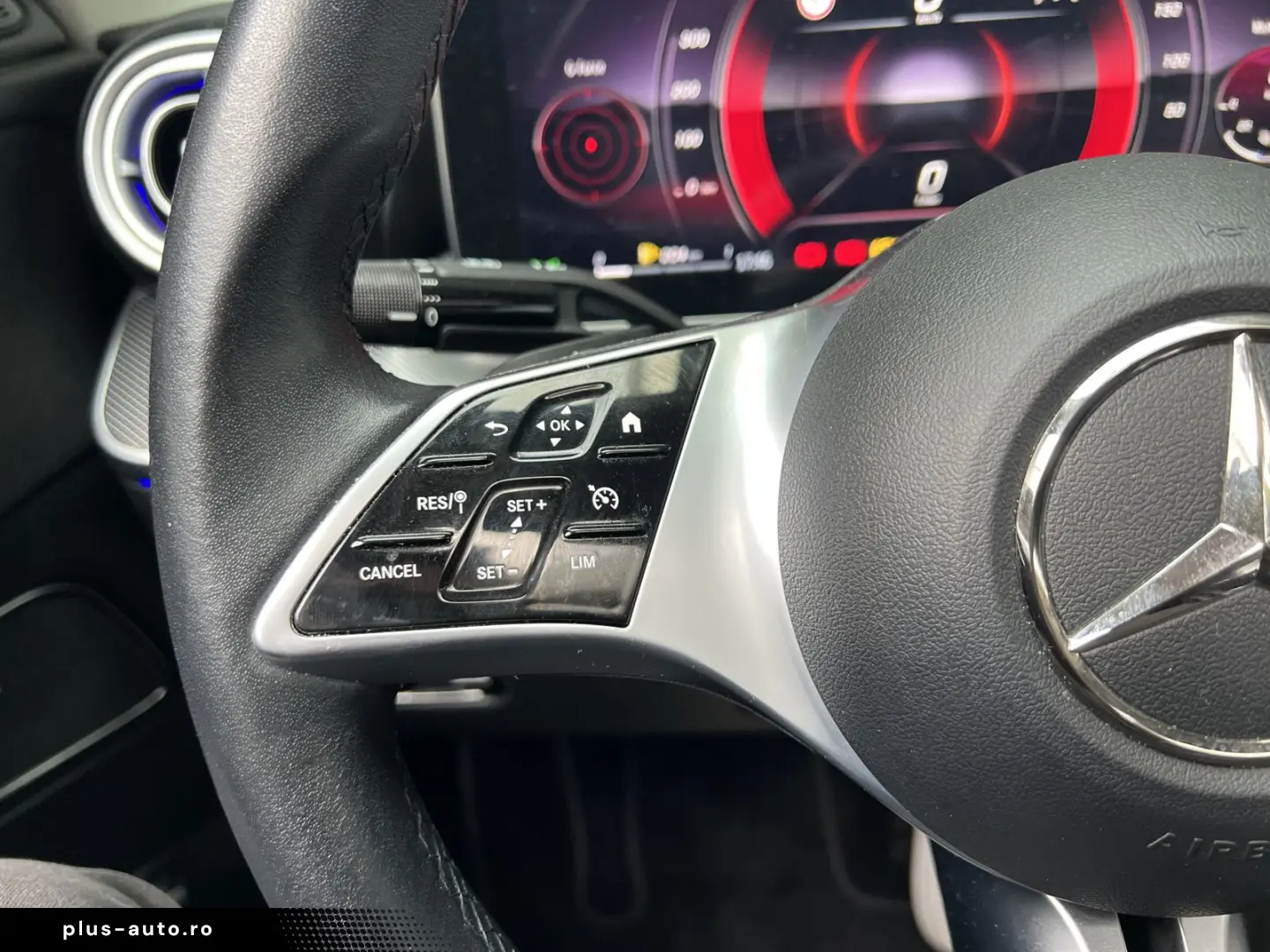 MERCEDES-BENZ C C200 Avantgarde Pano