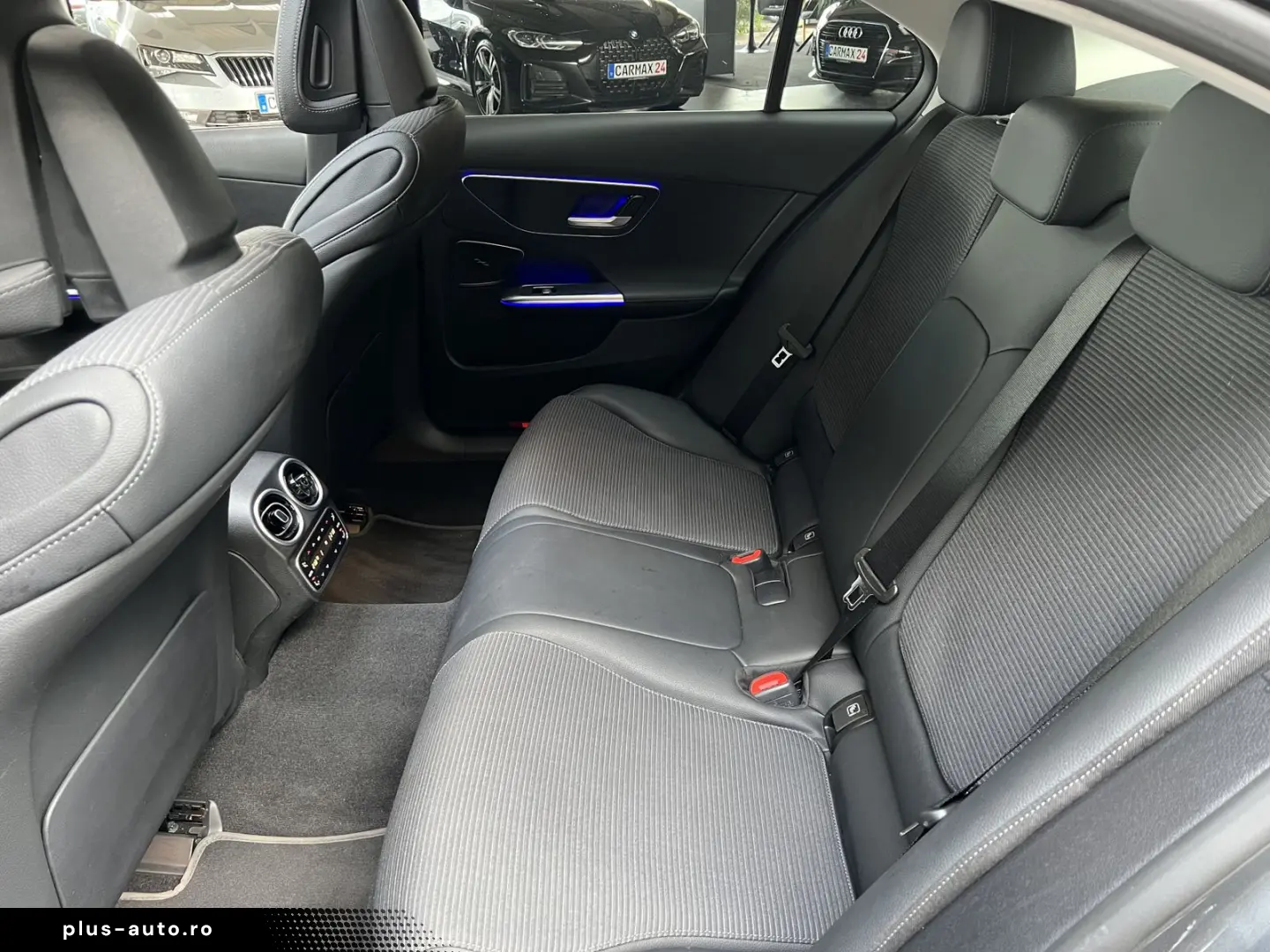 MERCEDES-BENZ C C200 Avantgarde Pano
