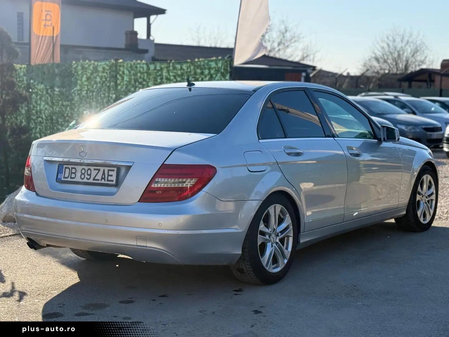 Mercedes C200