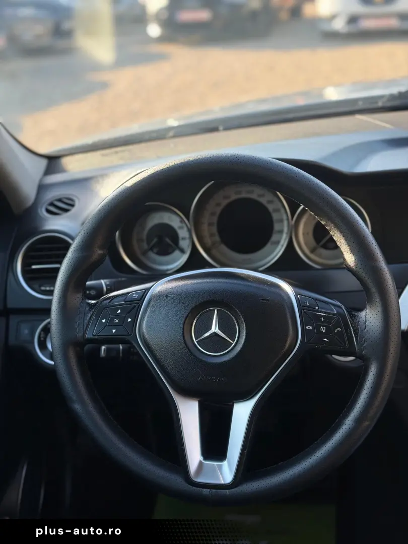Mercedes C200