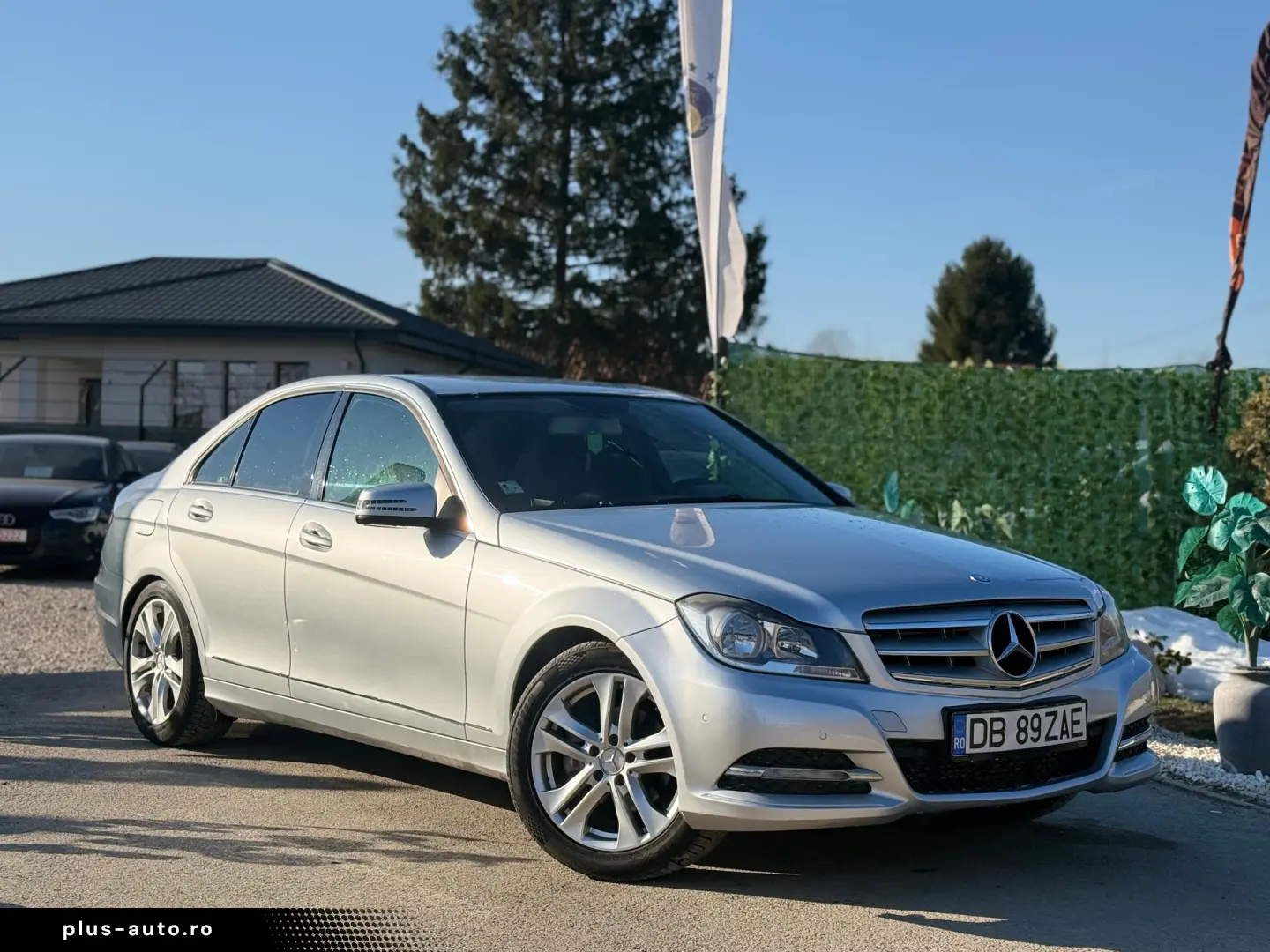 Mercedes C200