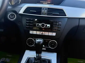 Mercedes C200
