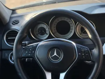 Mercedes C200