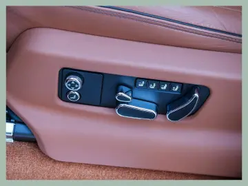 Bentley Bentayga V8 Azure
