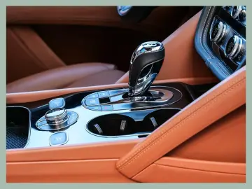 Bentley Bentayga V8 Azure