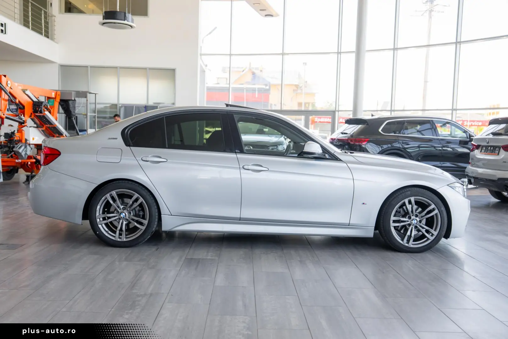 BMW Seria 3 330E IPERFORMANCE