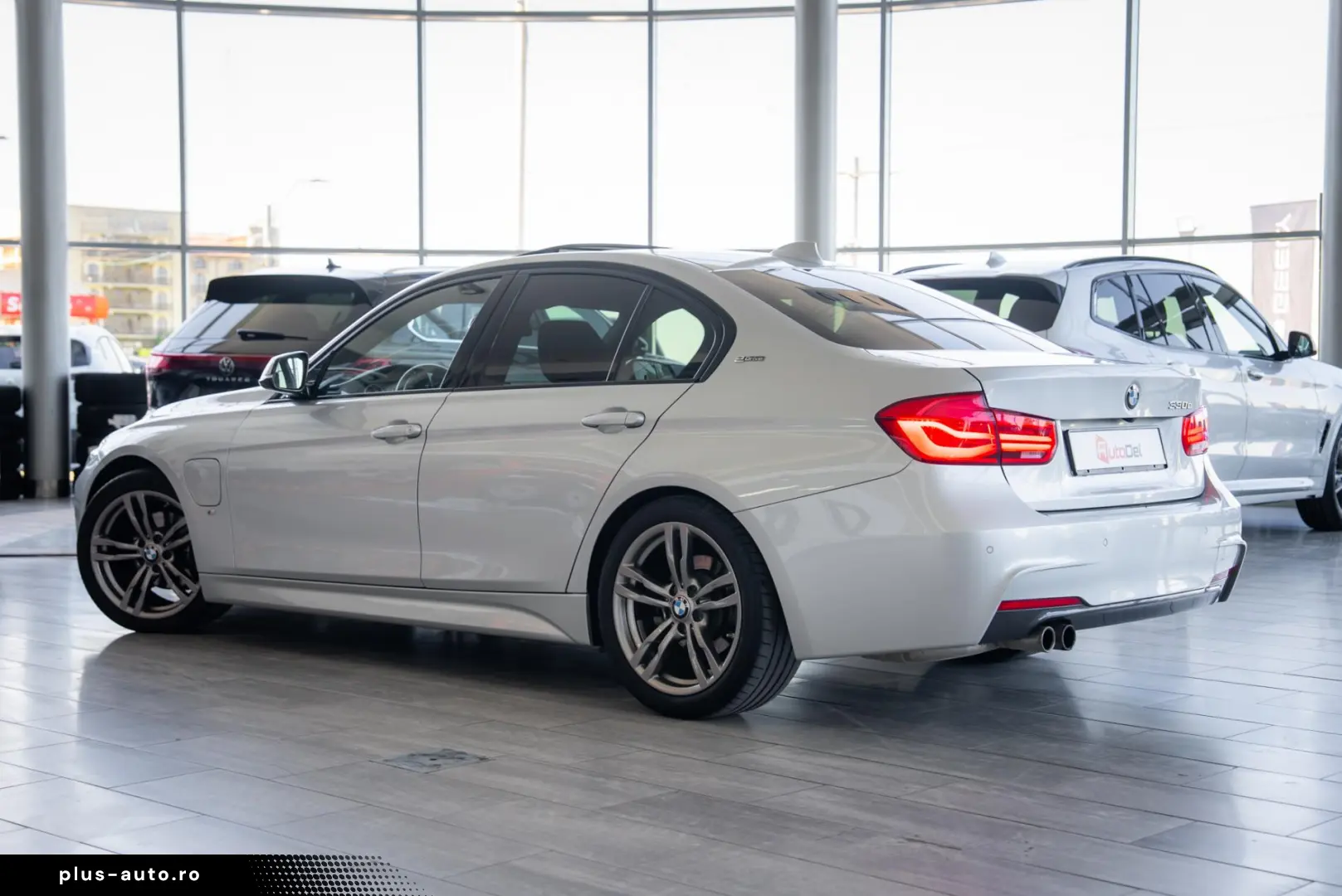 BMW Seria 3 330E IPERFORMANCE
