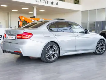 BMW Seria 3 330E IPERFORMANCE