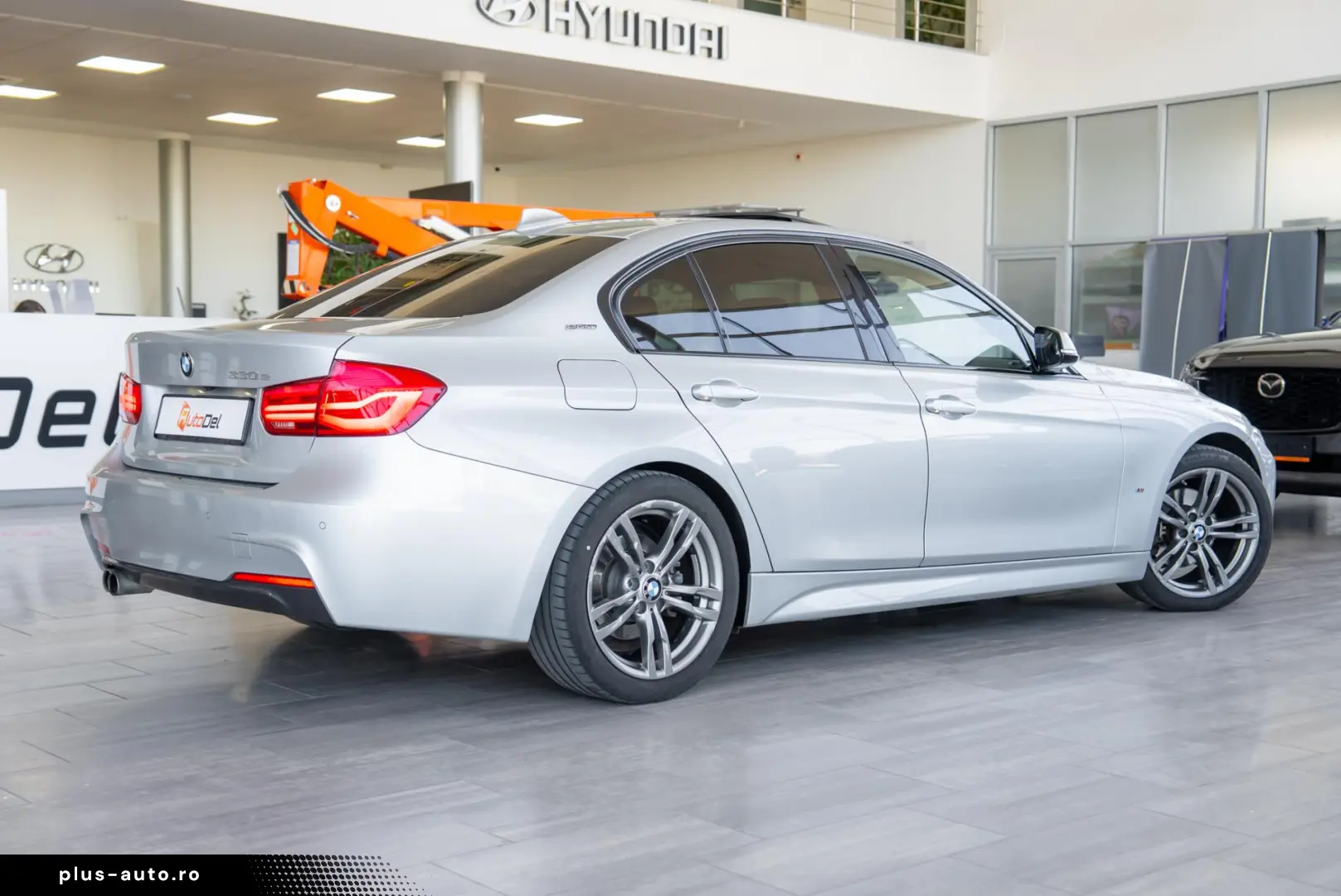 BMW Seria 3 330E IPERFORMANCE