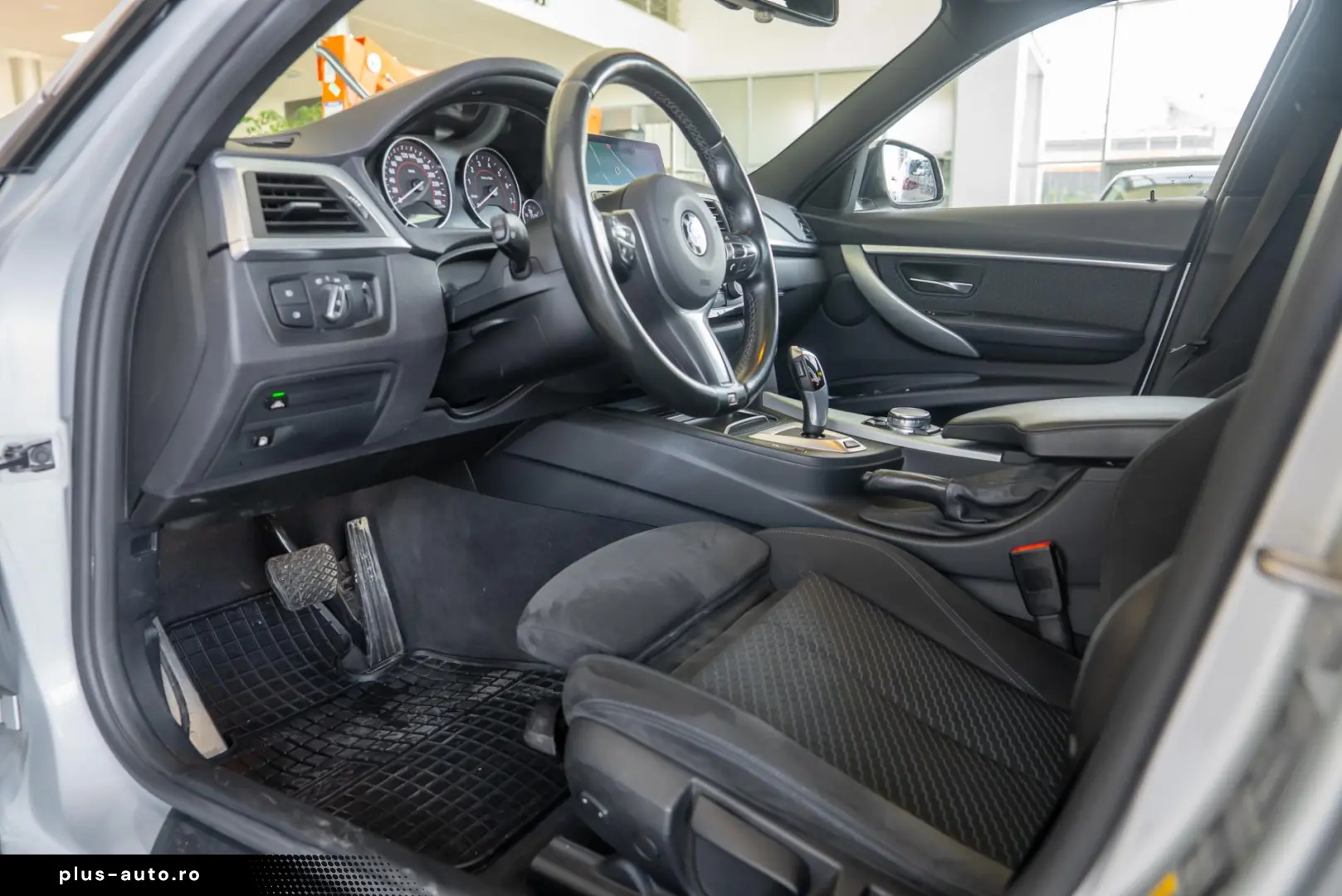 BMW Seria 3 330E IPERFORMANCE