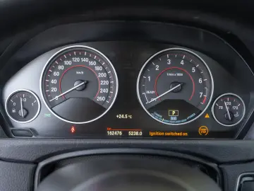 BMW Seria 3 330E IPERFORMANCE