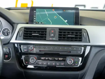 BMW Seria 3 330E IPERFORMANCE
