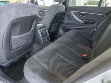 BMW Seria 3 330E IPERFORMANCE