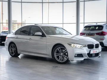 BMW Seria 3 330E IPERFORMANCE