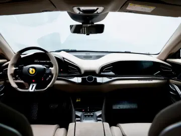 FERRARI Purosangue      Ferrari Frankfurt