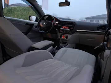 Peugeot 301