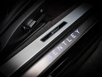 Bentley Continental GT W12 Speed Onyx  Akrapovic Exhaust