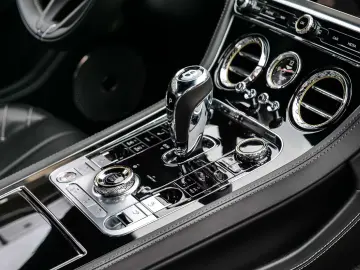 Bentley Continental GT W12 Speed Onyx  Akrapovic Exhaust