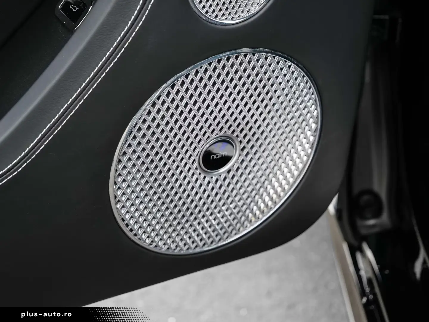 Bentley Continental GT W12 Speed Onyx  Akrapovic Exhaust