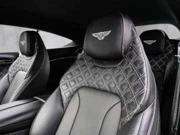Bentley Continental GT W12 Speed Onyx  Akrapovic Exhaust