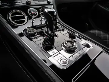 Bentley Continental GT W12 Speed Onyx  Akrapovic Exhaust