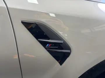 BMW M3 Touring xDrive Competition KERAMIKBREMSSYTEM